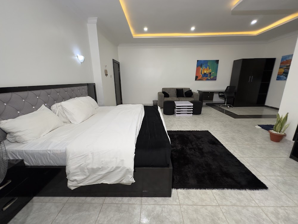 House IX Service Apartment photo 2